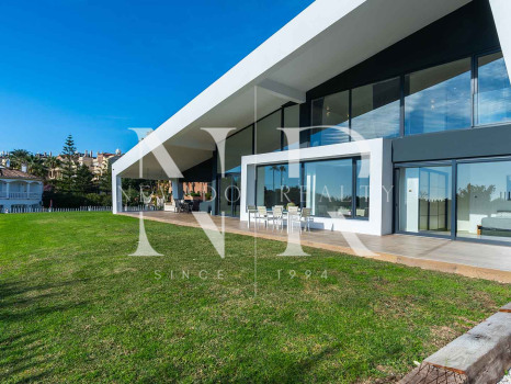 Villa en Bel Air de diseño con vistas al mar en venta