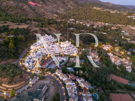 Ático en Urbanización Jardines Colgantes con vistas panorámicas en venta