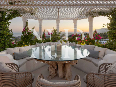 Ático en Urbanización Jardines Colgantes con vistas panorámicas en venta