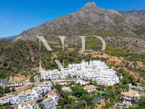 Ático en Urbanización Jardines Colgantes con vistas panorámicas en venta