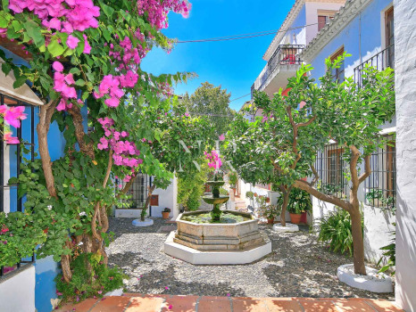 Townhouse for sale in La Virginia Urbanization