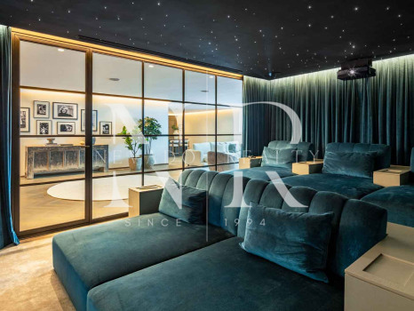Villa en Marbella Club Golf Resort con vistas panorámicas al mar en venta