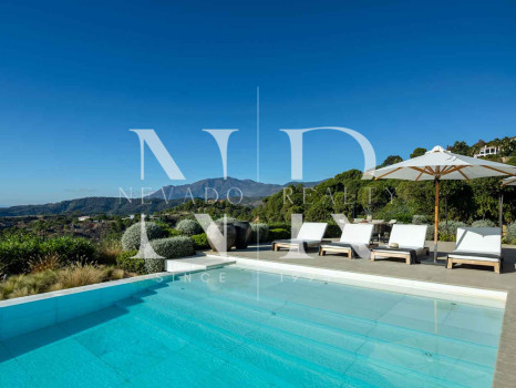Villa en Marbella Club Golf Resort con vistas panorámicas al mar en venta