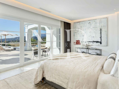 Villa en Marbella Club Golf Resort con vistas panorámicas al mar en venta