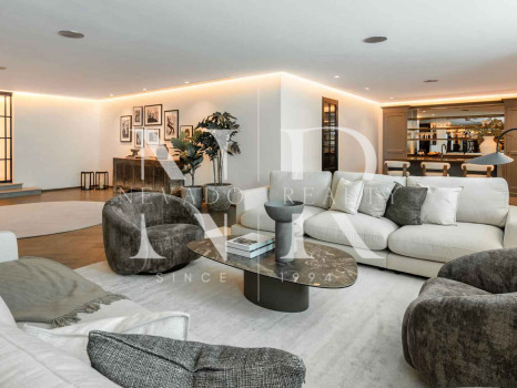Villa en Marbella Club Golf Resort con vistas panorámicas al mar en venta