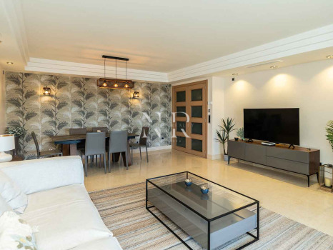 Appartement à vendre dans la résidence Jardines del Príncipe, à quelques minutes de la plage