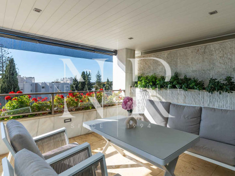 Appartement à vendre dans la résidence Jardines del Príncipe, à quelques minutes de la plage