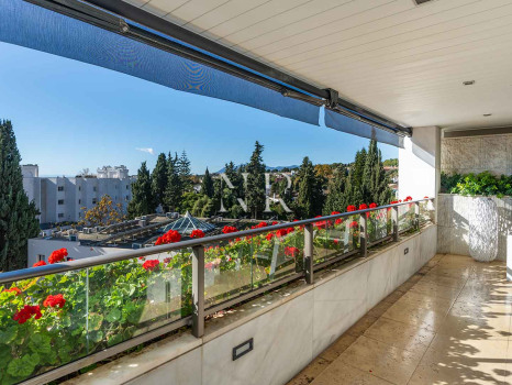 Appartement à vendre dans la résidence Jardines del Príncipe, à quelques minutes de la plage