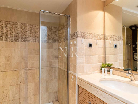 Appartement à vendre dans la résidence Jardines del Príncipe, à quelques minutes de la plage