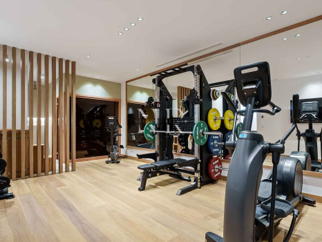Newly built villa in La Quinta with panoramic sea views for sale