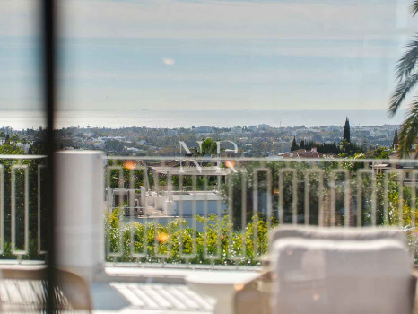 Villa en El Herrojo con vistas panorámicas al mar en venta