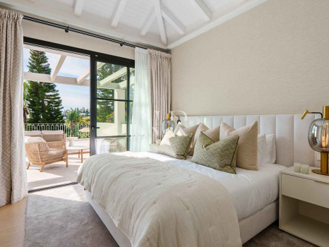 Villa en El Herrojo con vistas panorámicas al mar en venta