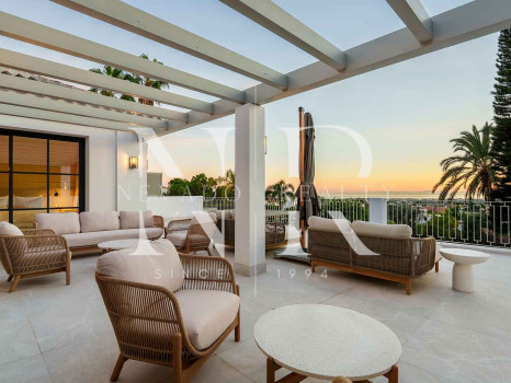 Villa en El Herrojo con vistas panorámicas al mar en venta