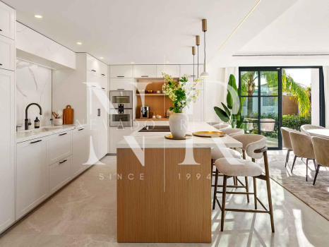 Villa en El Herrojo con vistas panorámicas al mar en venta