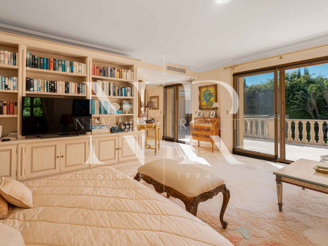 Villa en Nueva Andalucía en venta