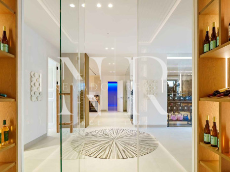 Newly built villa in La Quinta with sea views for sale