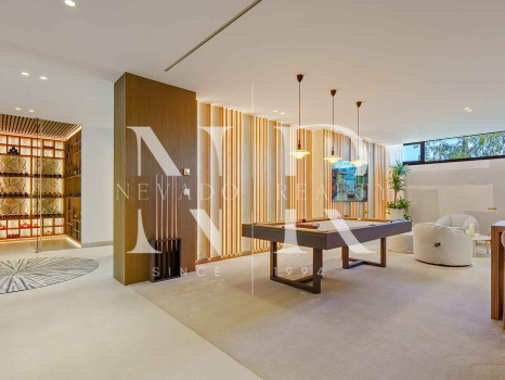 Newly built villa in La Quinta with sea views for sale