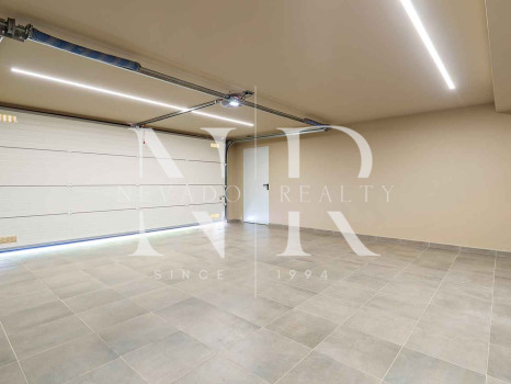 Villa contemporánea con vistas panorámicas en Nueva Andalucía en venta