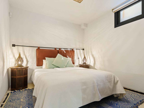 Villa contemporaine avec vue panoramique à Nueva Andalucía à vendre
