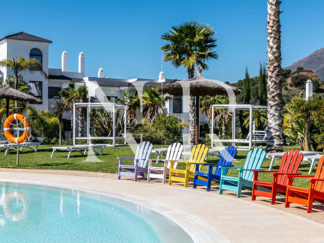 Apartamento en Mirador de Estepona Hills con vistas al mar en venta