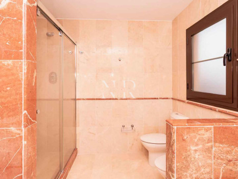 Appartement en bord de mer à Hacienda del Sol, Estepona, à vendre
