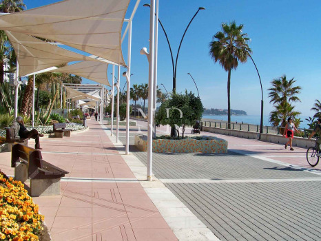 Appartement en bord de mer à Hacienda del Sol, Estepona, à vendre
