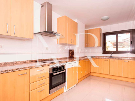 Appartement en bord de mer à Hacienda del Sol, Estepona, à vendre