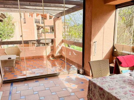 Appartement en bord de mer à Hacienda del Sol, Estepona, à vendre