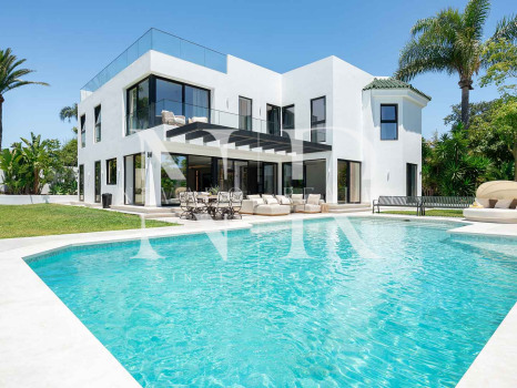 Villa à vendre à Bel Air, Estepona
