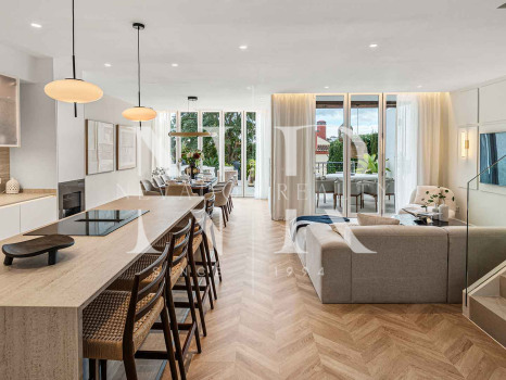 Maison mitoyenne avec vue sur la mer à Altos de Salamanca, Marbella Golden Mile à vendre