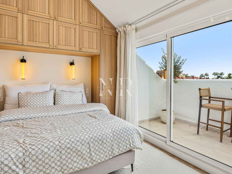 Maison mitoyenne avec vue sur la mer à Altos de Salamanca, Marbella Golden Mile à vendre