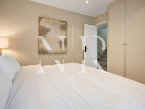 Maison mitoyenne avec vue sur la mer à Altos de Salamanca, Marbella Golden Mile à vendre