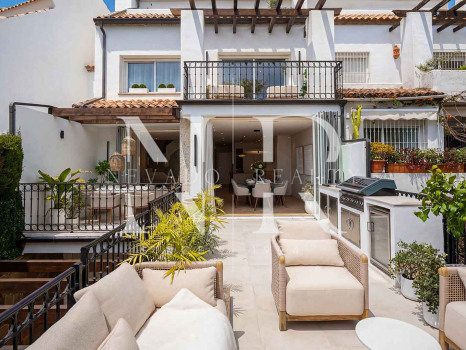 Maison mitoyenne avec vue sur la mer à Altos de Salamanca, Marbella Golden Mile à vendre