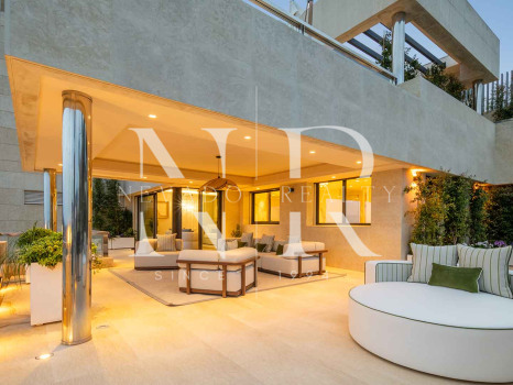 Penthouse avec vue sur la mer à vendre à Nueva Andalucía