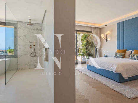 Penthouse avec vue sur la mer à vendre à Nueva Andalucía