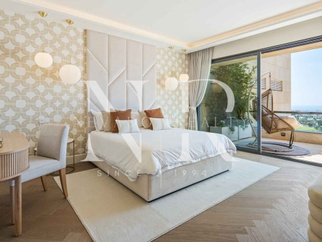 Penthouse avec vue sur la mer à vendre à Nueva Andalucía