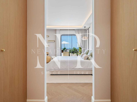 Penthouse avec vue sur la mer à vendre à Nueva Andalucía