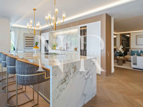 Penthouse avec vue sur la mer à vendre à Nueva Andalucía