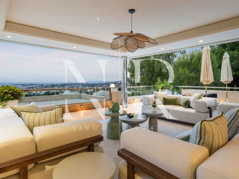 Penthouse avec vue sur la mer à vendre à Nueva Andalucía