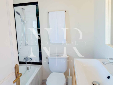 Semi-detached house in the Montepiedra Milla de Oro residential complex, available for long-term rent