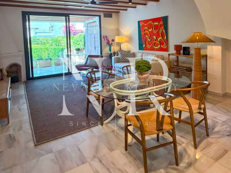 Semi-detached house in the Montepiedra Milla de Oro residential complex, available for long-term rent