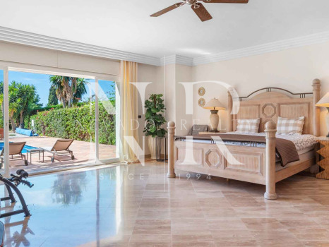 Villa avec vue sur la mer à Puerto Almendro, El Capitán, Benahavís