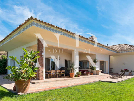 Villa avec vue sur la mer à Puerto Almendro, El Capitán, Benahavís