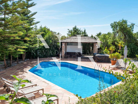 Villa avec vue sur la mer à Puerto Almendro, El Capitán, Benahavís