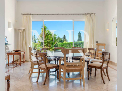 Villa avec vue sur la mer à Puerto Almendro, El Capitán, Benahavís
