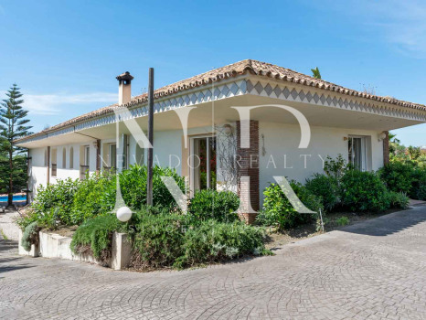 Villa avec vue sur la mer à Puerto Almendro, El Capitán, Benahavís