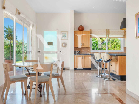 Villa avec vue sur la mer à Puerto Almendro, El Capitán, Benahavís