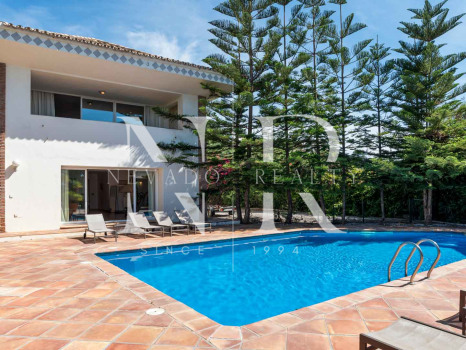 Villa avec vue sur la mer à Puerto Almendro, El Capitán, Benahavís