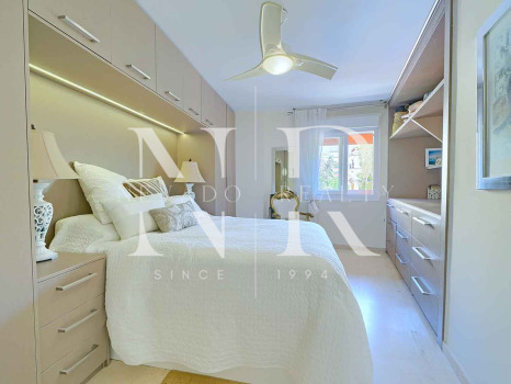 Penthouse in Marbella Centre in the Parque Marbella urbanisation with private pool for sale