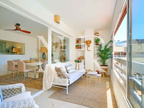 Penthouse in Marbella Centre in the Parque Marbella urbanisation with private pool for sale